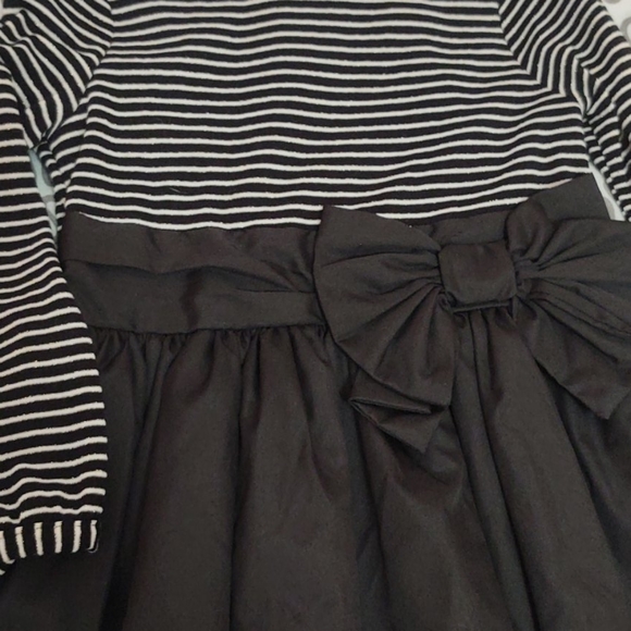 Cherokee dress - Picture 4 of 9